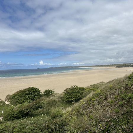 Seaside Escape Lodge In Hayle Exterior photo