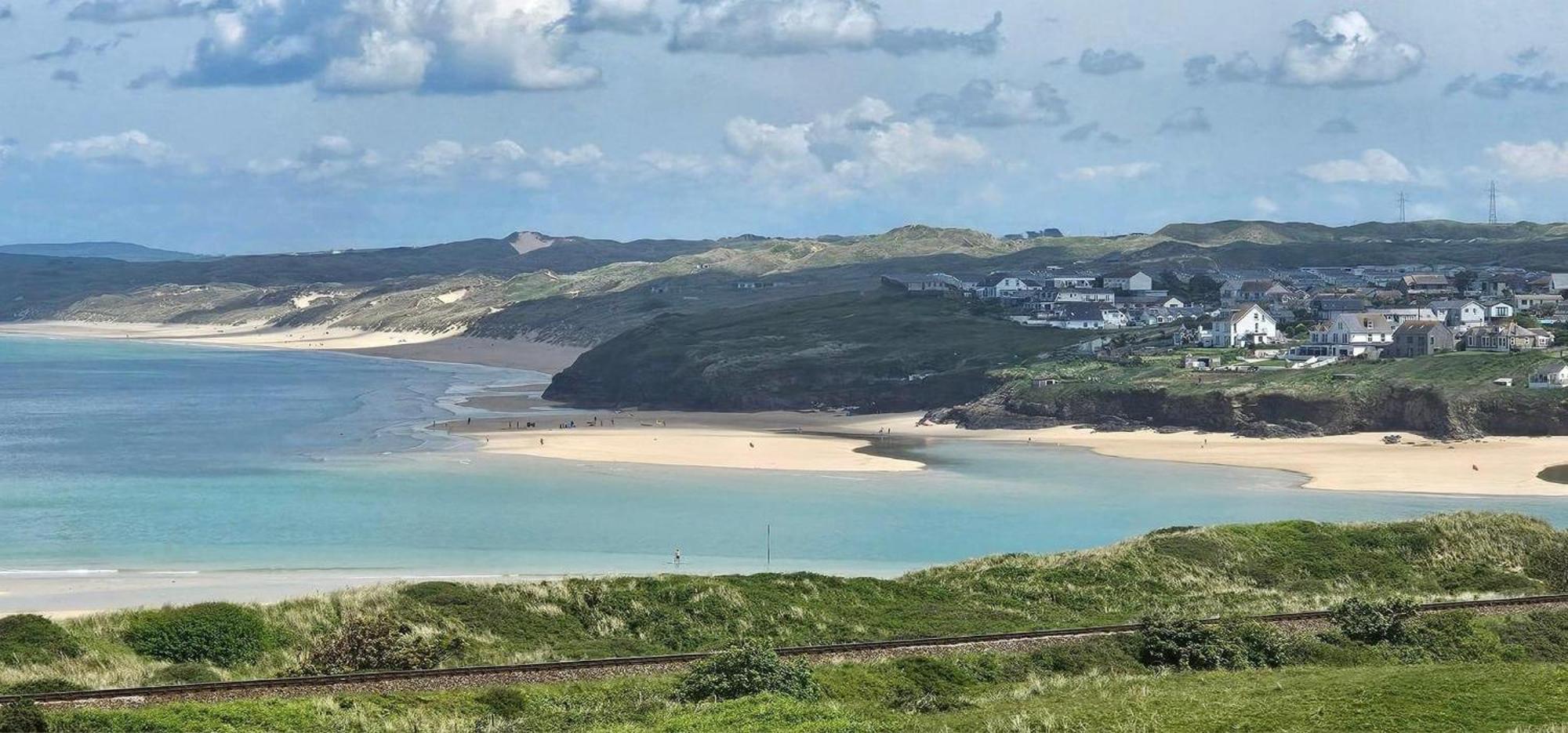 Seaside Escape Lodge In Hayle Exterior photo